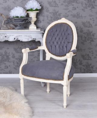 elegancki fotel w stylu barokowym