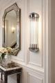 chromowany kinkiet w stylu art deco