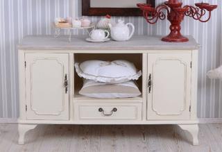 komoda telewizyjna w stylu gustawiańskim shabby chic