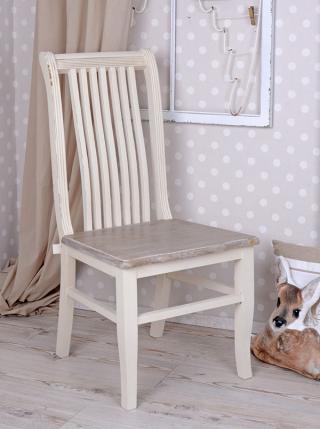 krzesło w stylu rustykalnym shabby chic