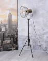 oryginalna lampa podłogowa na statywie styl infdustrialny