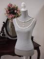 uroczy manekin krawiecki w stylu vintage