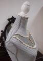 uroczy manekin krawiecki w stylu vintage