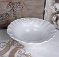 dwie miseczki z motywem korony shabby chic