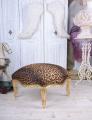 stołek podnóżek tapicerowany styl barokowy panterka