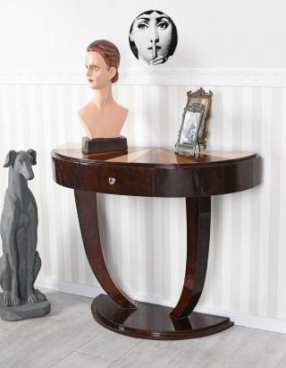 półokrągła konsolka w stylu art deco