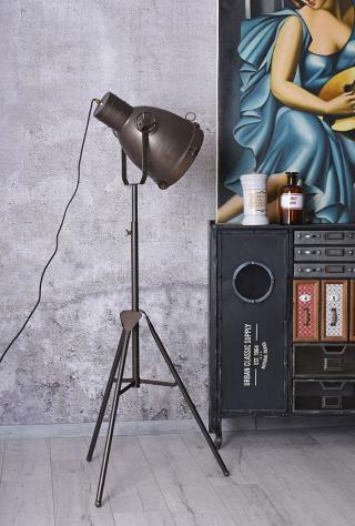 reflektor lampa podłogowa styl industrialny loft