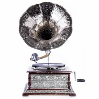 srebrny gramofon z tubą vintage