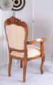 mahoniowy fotel w stylu vintage