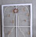 skrzydła pamięci w okiennej ramie styl shabby chic