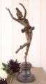 tancerka w stylu art deco figura z brązu