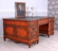 ogromne mahoniowe biurko w stylu angielskim
