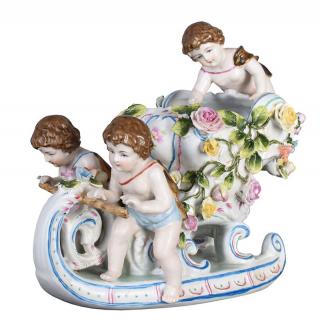 patera porcelanowe sanie figury putto styl barokowy