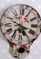 uroczy zegar z motywem różanym w stylu vintage