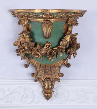 złoto-zielona konsolka w stylu barokowym