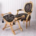 czarno-złoty fotel w stylu ludwika xvi